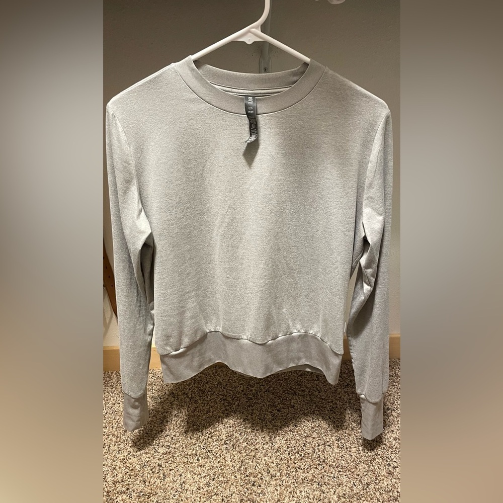 Vuori women’s long sleeve Daydream Crew Small